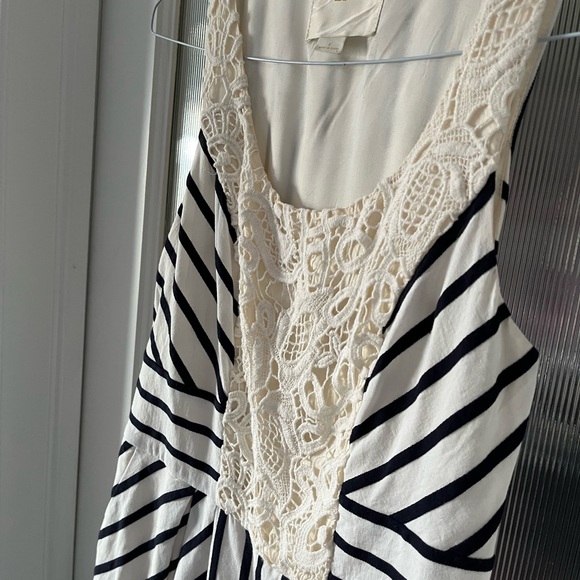 ** SOLD**Anthropologie Summer dress - Picture 3 of 10